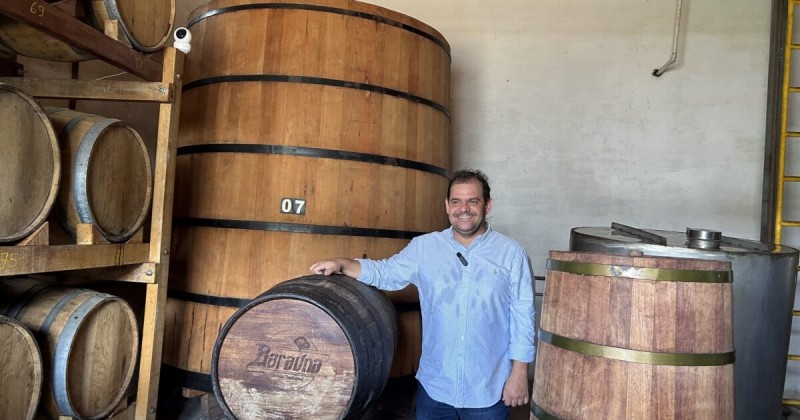 Cachaça produzida conforme as leis não tem como conter metanol, explica dono de engenho