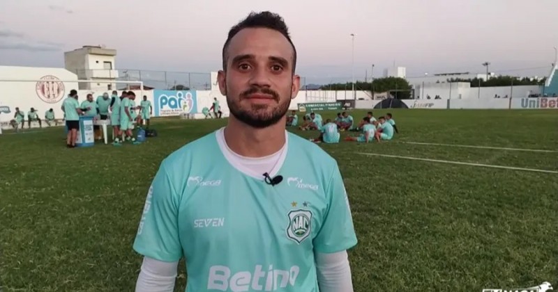 Maikon Leite cita Nacional de Patos em carta de aposentadoria do futebol