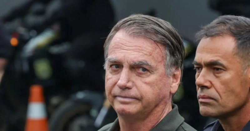 Defesa de Bolsonaro entra com recurso no STF e solicita redução de pena