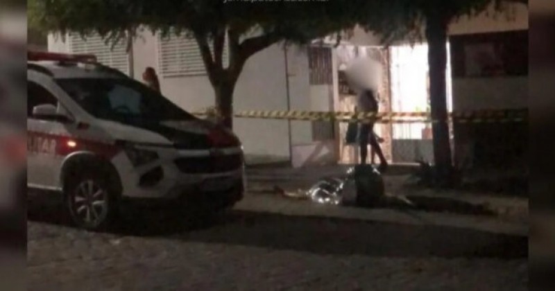 Homem tenta agredir a mãe em Patos e morre após briga com o primo